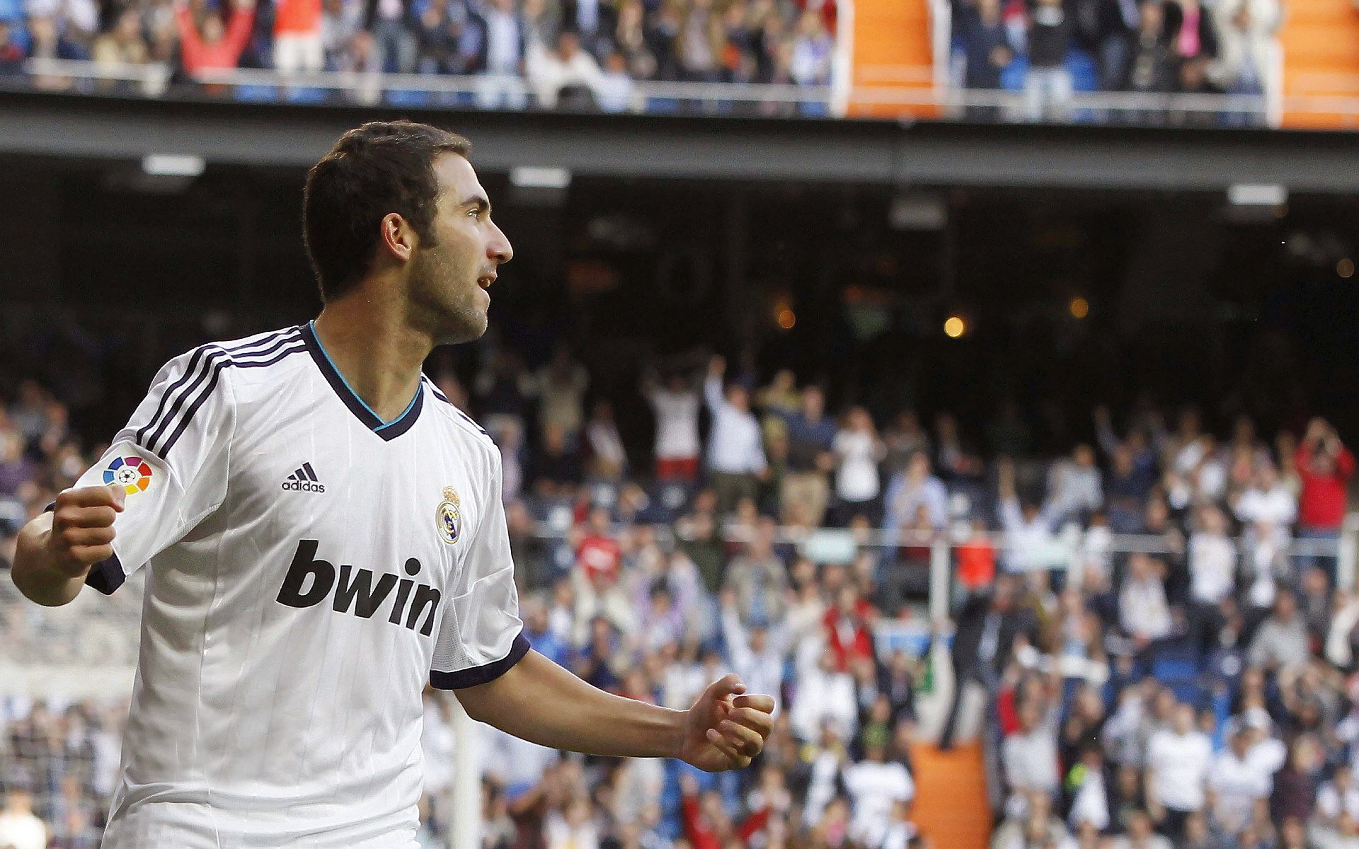 保利斯塔新秀球员崭露头角，保利尼奥 塔利斯卡